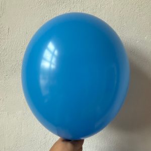Небесно синий пастель