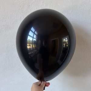 Шар пастель черный