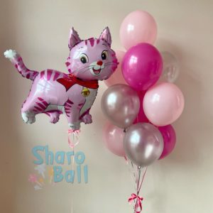 Кошечка и фонтан