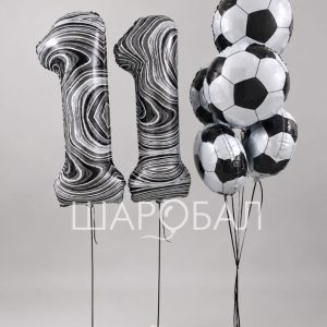 Черно-белый набор с футбольными мячиками